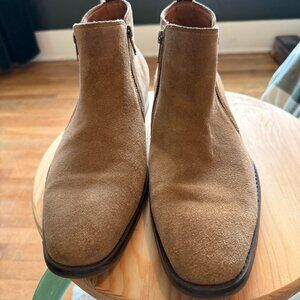 STEVE MADDEN BEIGE SUEDE CHELSEA BOOT SIZE 11 MENS US